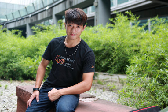 彭天偉探險(xiǎn)人生：我為越野摩托車而生。