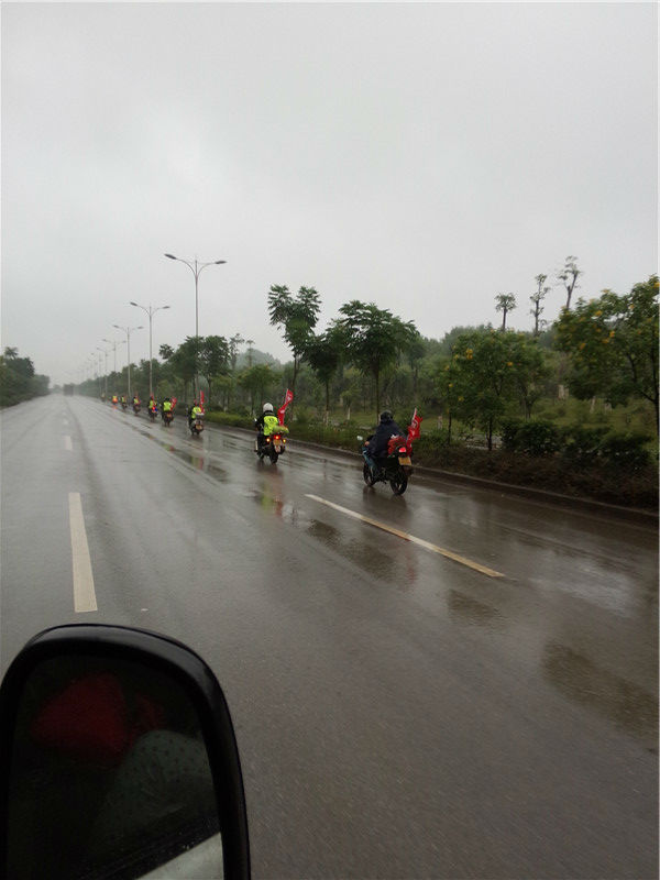 點擊瀏覽下一頁