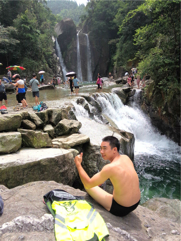 點擊瀏覽下一頁