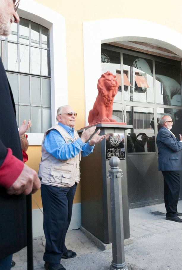 點(diǎn)擊瀏覽下一頁(yè)