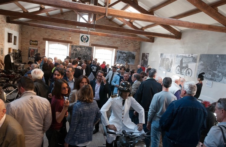 點(diǎn)擊瀏覽下一頁(yè)