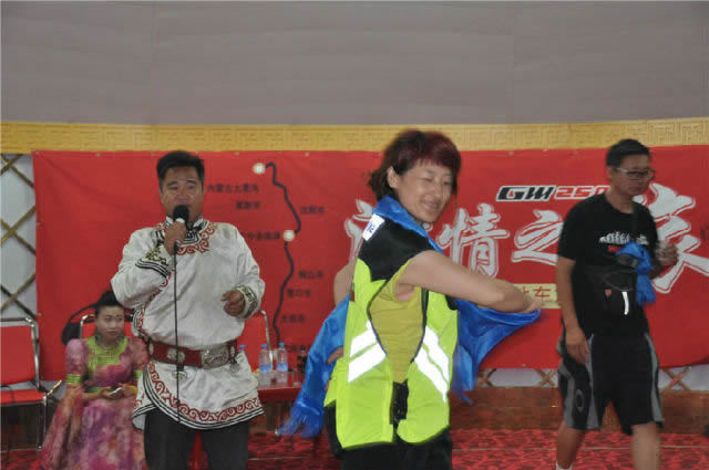 點(diǎn)擊瀏覽下一頁