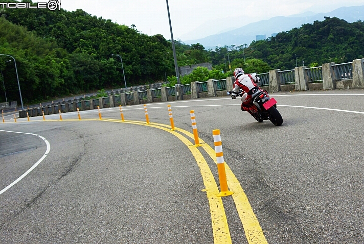 點擊瀏覽下一頁