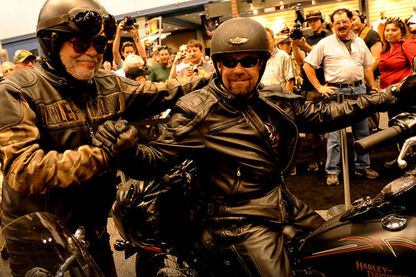 點(diǎn)擊瀏覽下一頁