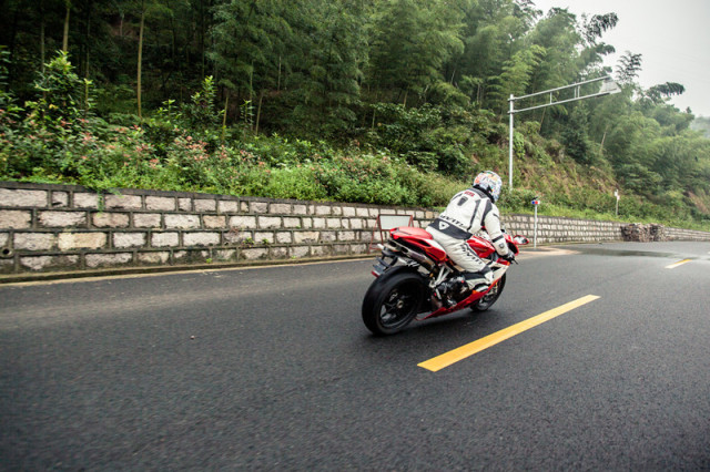 點擊瀏覽下一頁