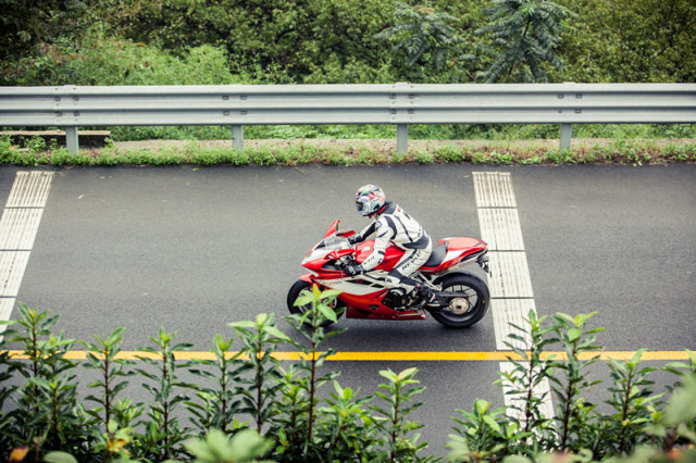 點擊瀏覽下一頁