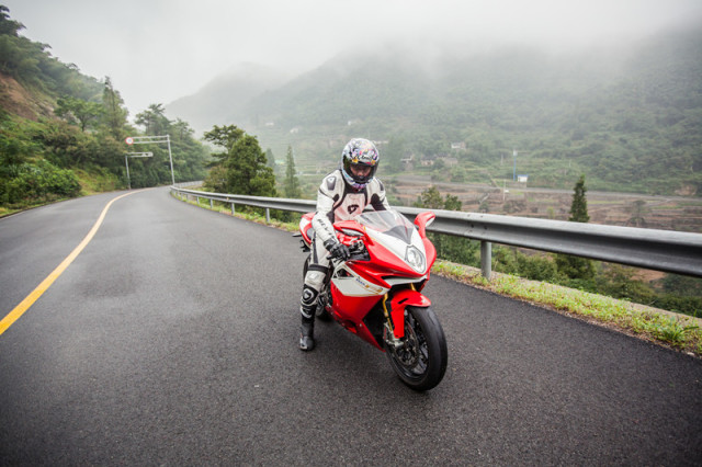 點擊瀏覽下一頁