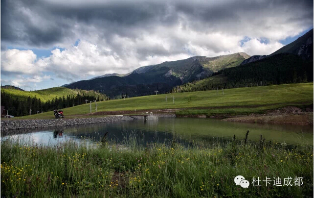 點擊瀏覽下一頁