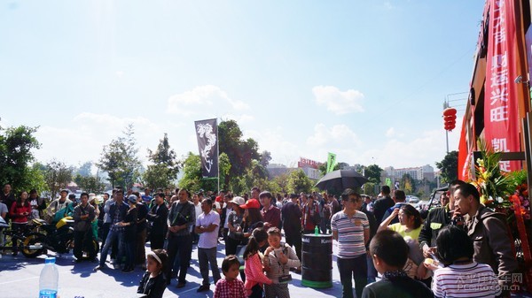 點(diǎn)擊瀏覽下一頁