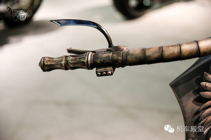 點擊瀏覽下一頁