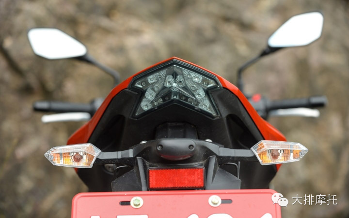 點擊瀏覽下一頁