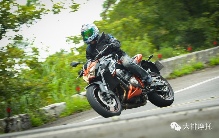 點擊瀏覽下一頁