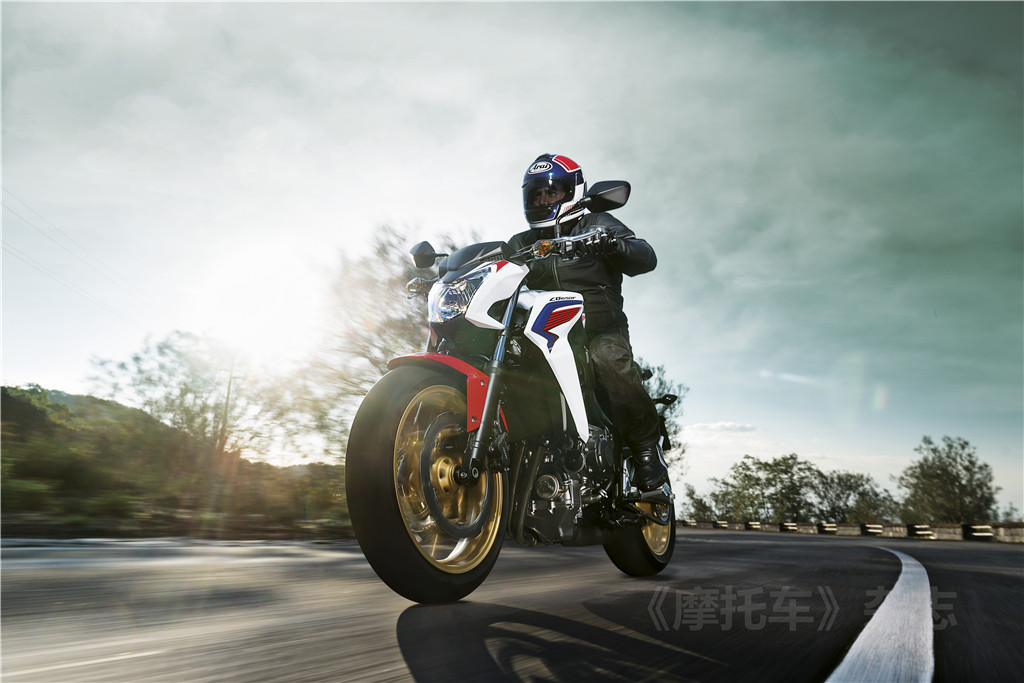 點(diǎn)擊瀏覽下一頁