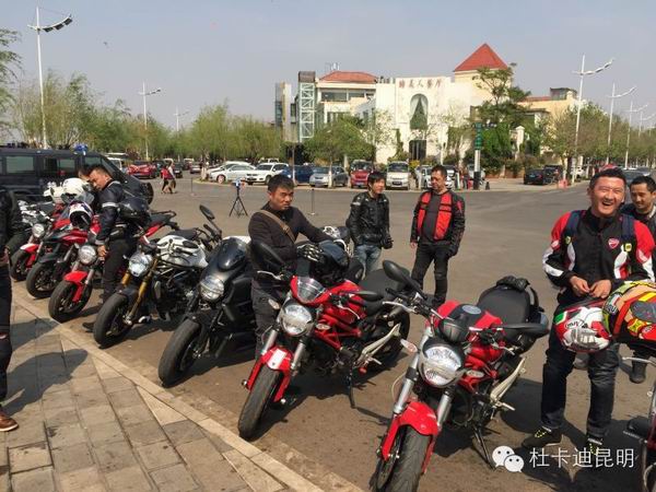 點(diǎn)擊瀏覽下一頁