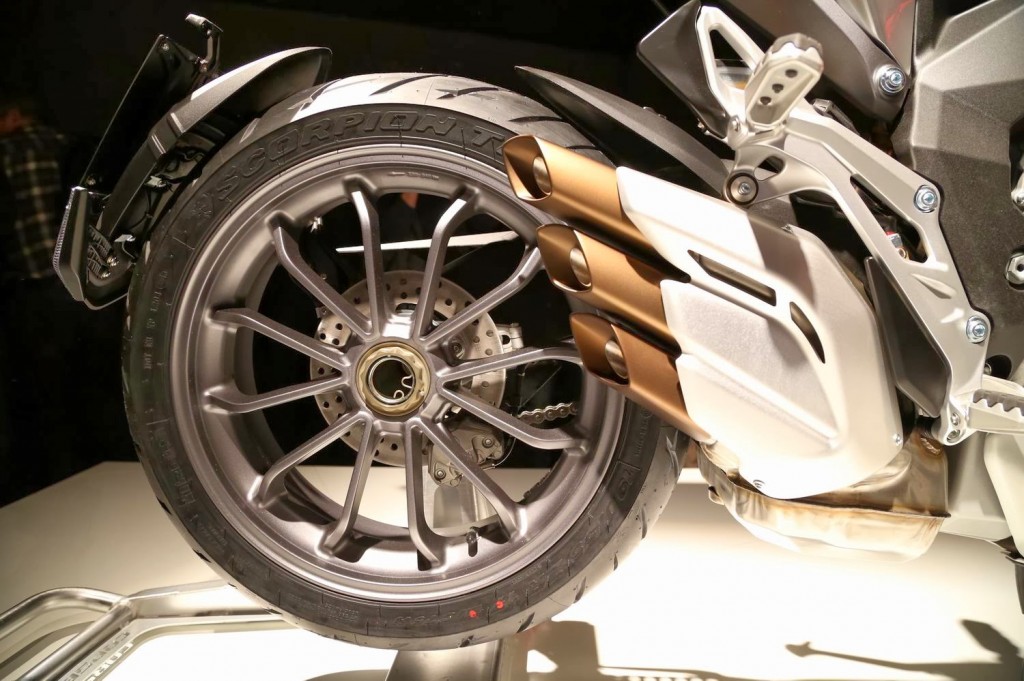 點擊瀏覽下一頁