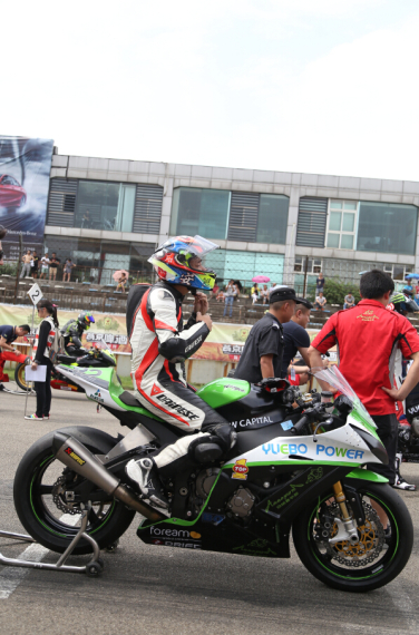 曼島TT車手轉(zhuǎn)戰(zhàn)國內(nèi) 安納普爾那車隊(duì)告捷