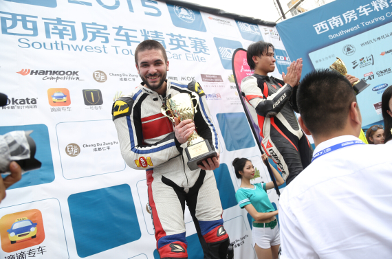 曼島TT車手轉(zhuǎn)戰(zhàn)國內(nèi) 安納普爾那車隊(duì)告捷