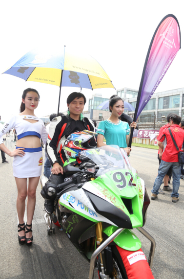 曼島TT車手轉(zhuǎn)戰(zhàn)國內(nèi) 安納普爾那車隊(duì)告捷