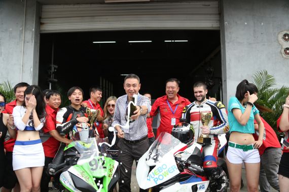 曼島TT車手轉(zhuǎn)戰(zhàn)國內(nèi) 安納普爾那車隊(duì)告捷