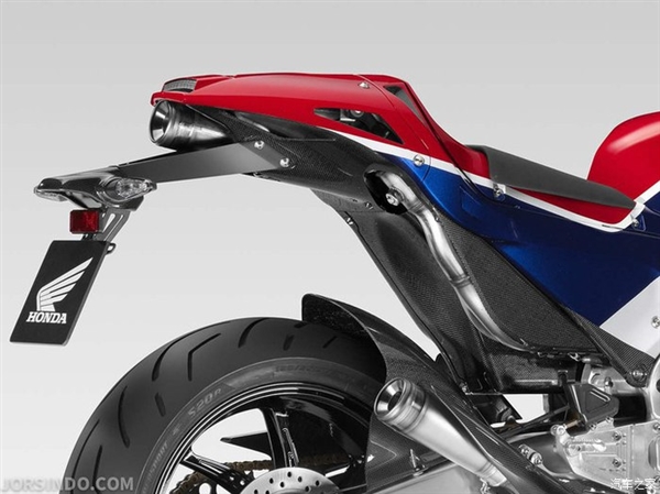 110萬(wàn)！本田史上最貴摩托車將上市：四缸1000cc