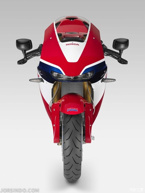 110萬(wàn)！本田史上最貴摩托車將上市：四缸1000cc