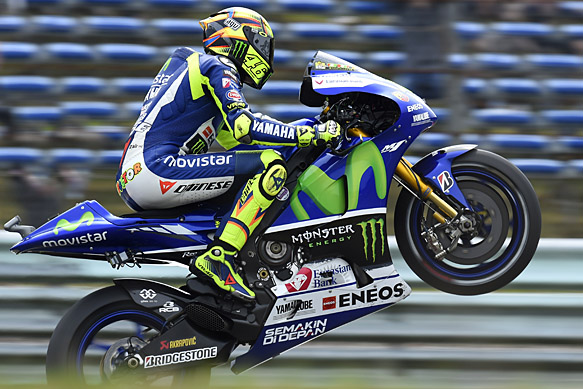 羅西最后一圈擊敗馬奎茲，小飛俠領跑積分榜