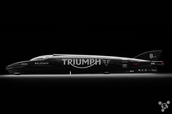 喪心病狂！火箭摩托車沖擊644公里時速