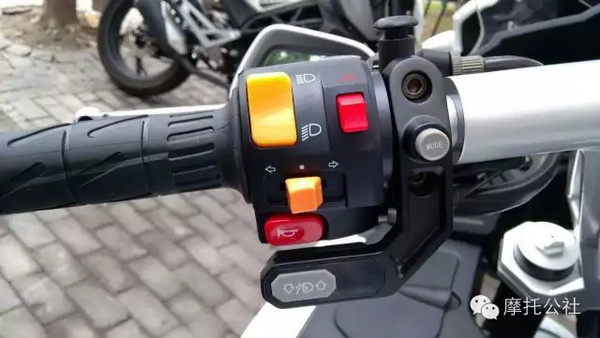 點擊瀏覽下一頁