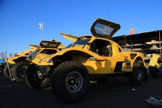 2016環(huán)塔拉力賽最不可思議的車隊竟是......