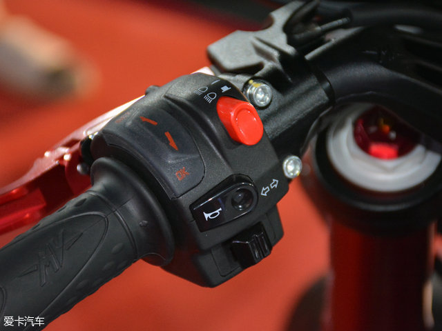 奧古斯塔;dragster RR LH44;漢密爾頓;摩托車;限量版;