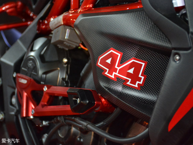 奧古斯塔;dragster RR LH44;漢密爾頓;摩托車;限量版;