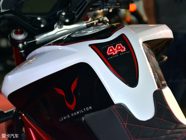 奧古斯塔;dragster RR LH44;漢密爾頓;摩托車;限量版;