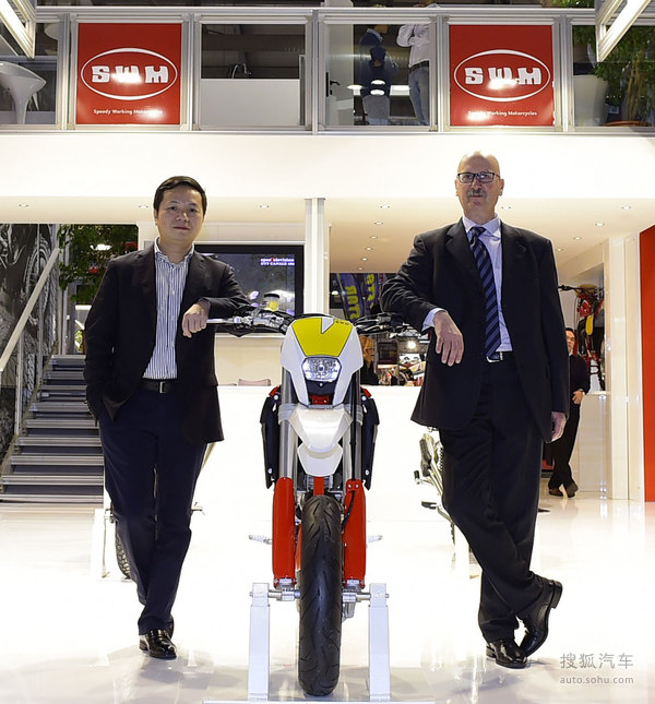 SWM越野摩托車上市組圖