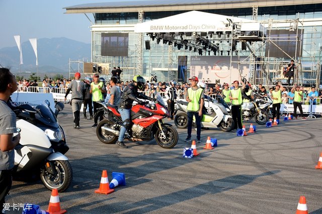 寶馬摩托;寶馬摩托車大會(huì);