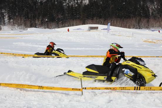2017中國長(zhǎng)白山“長(zhǎng)春建工杯”雪地摩托越野錦標(biāo)賽鳴槍開賽