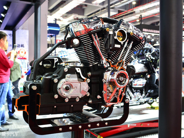 哈雷;摩托車;巡航;重機;V2摩托車