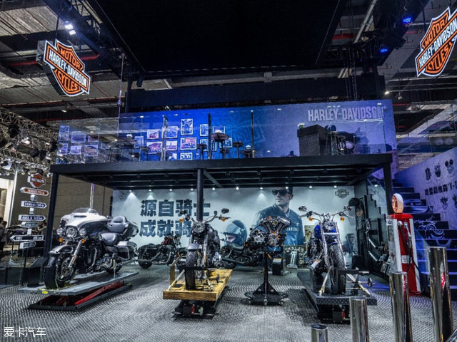 哈雷;摩托車;巡航;重機;V2摩托車