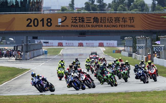 速度英雄-第四回合比賽 起步瞬間