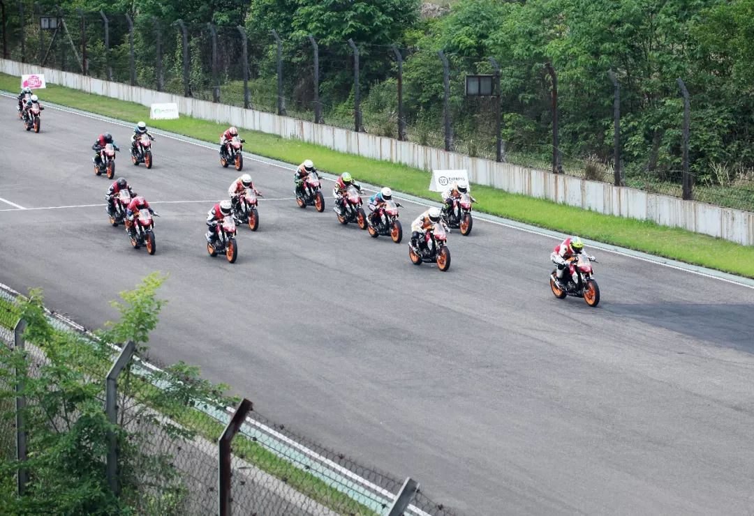                     2018年Honda暴鋒眼190統(tǒng)一賽，首戰(zhàn)成都