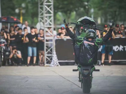 走近特技圈——國內(nèi)摩托車特技運(yùn)動(dòng)調(diào)查