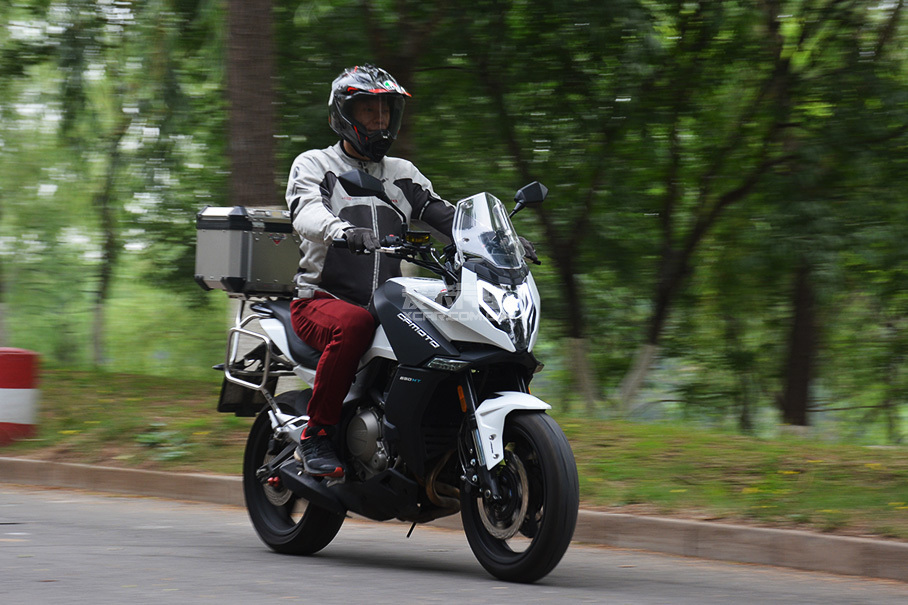 春風(fēng)摩托車;春風(fēng)摩托;春風(fēng)650MT;春風(fēng)車主訪談;