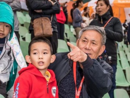 泛珠十五周年 記泛珠賽車節(jié)里的忠實(shí)小粉絲