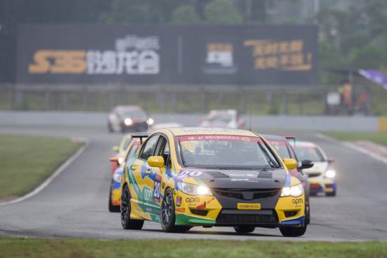 車隊目前表現(xiàn)出穩(wěn)中求勝的態(tài)度，不說不想，&ldquo;干&rdquo;就對了！