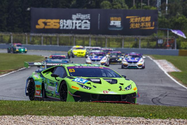 賽道英雄 第四回合比賽Supercar A組亞軍 63號(hào)貝思靈