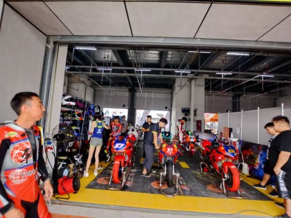 2019 CRRC暨CSBK天津站：CRRC 的贏家、速鬼車隊