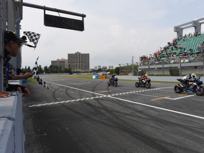 2019ARRC珠海站：卡斯馬在珠海慶祝首個(gè)超級(jí)運(yùn)動(dòng)600cc組勝利