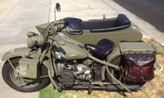 三輪摩托車曾是警察和軍隊的裝備，在中國使用30多年，之后消失了