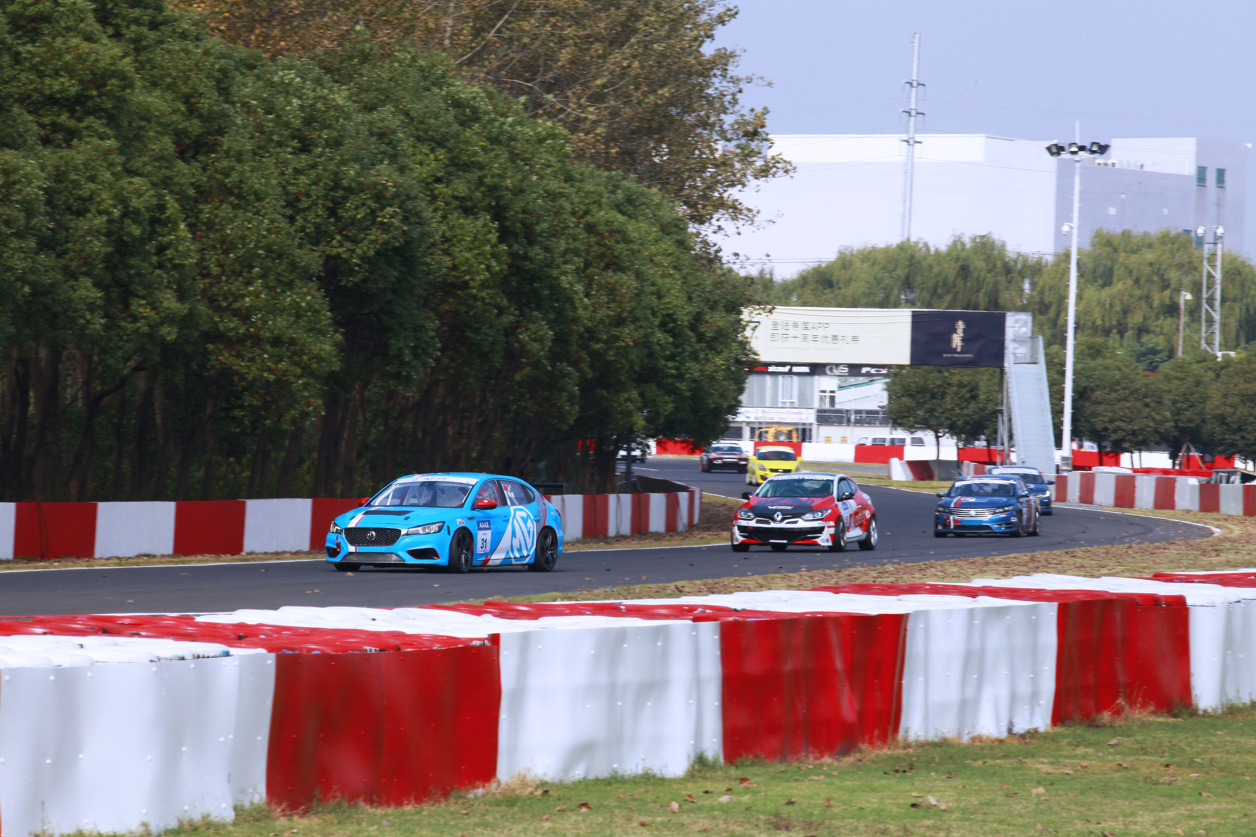 天馬論駕收官戰(zhàn) 打響戰(zhàn)雷