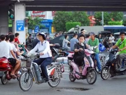 新一輪“十年”，新一輪競爭，新一輪機(jī)遇，車企怎樣才能再次突圍？