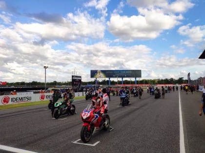 本田大法延續(xù)到亞洲頂級賽事，這里的彎梁能跑180km/h！